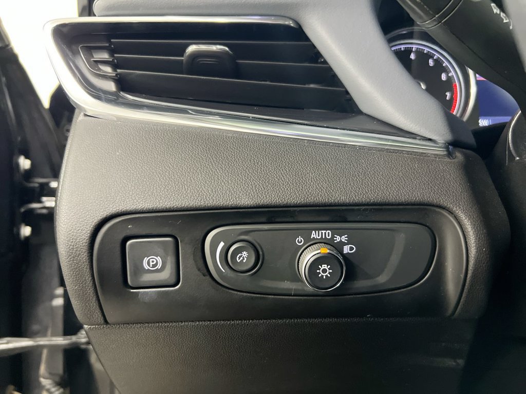 Used 2020 Buick Enclave Essence w/ LPO, Floor Liner Package FWD image 18