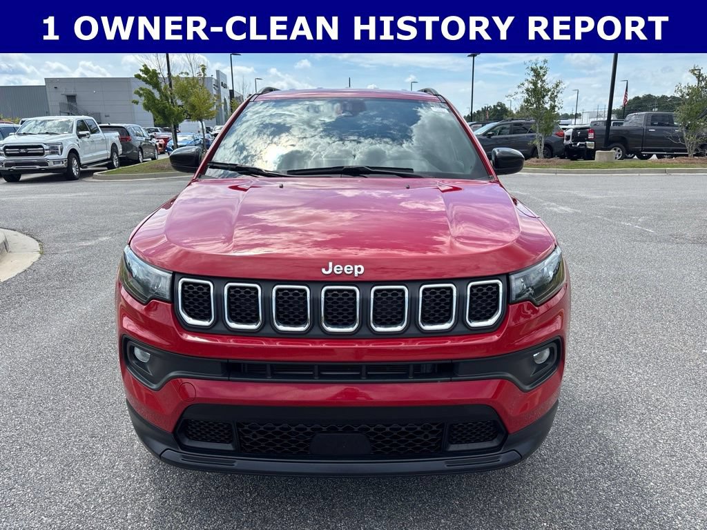 Used 2024 Jeep Compass Latitude AWD/4WD image 7