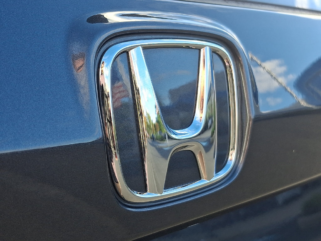 Used 2025 Honda CR-V EX-L image 32