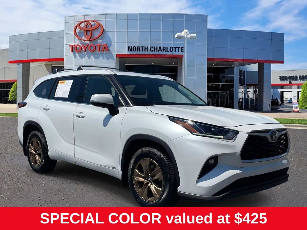 Used 2022 Toyota Highlander Bronze Edition