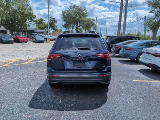 Used 2022 Volkswagen Tiguan SE image 6
