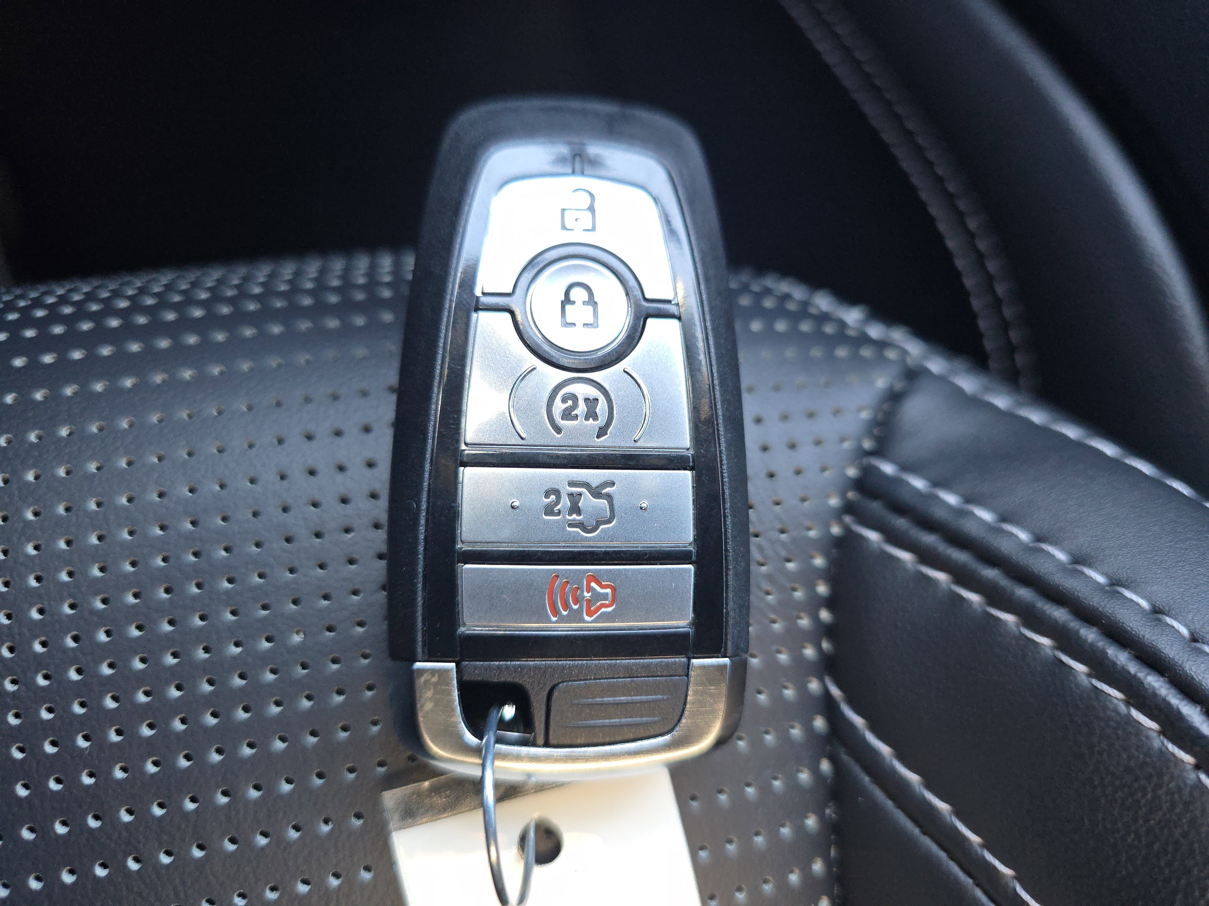 Used 2024 Ford Mustang GT Premium image 27