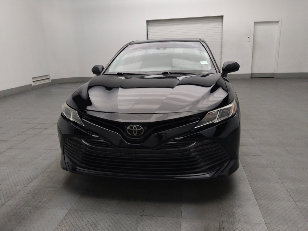 Used 2018 Toyota Camry LE FWD image 15