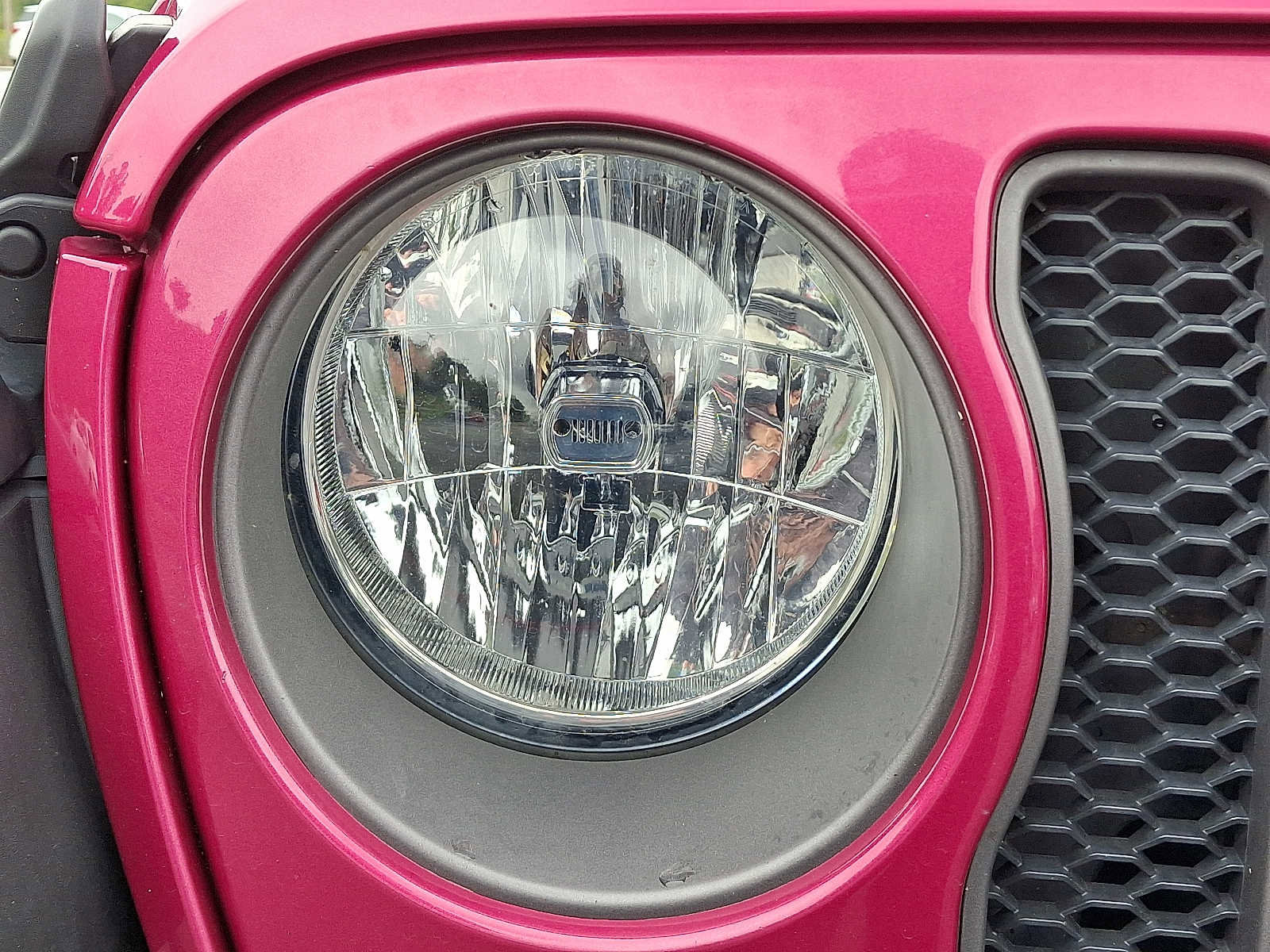 Used 2022 Jeep Wrangler Unlimited Rubicon w/ Cold Weather Group image 10