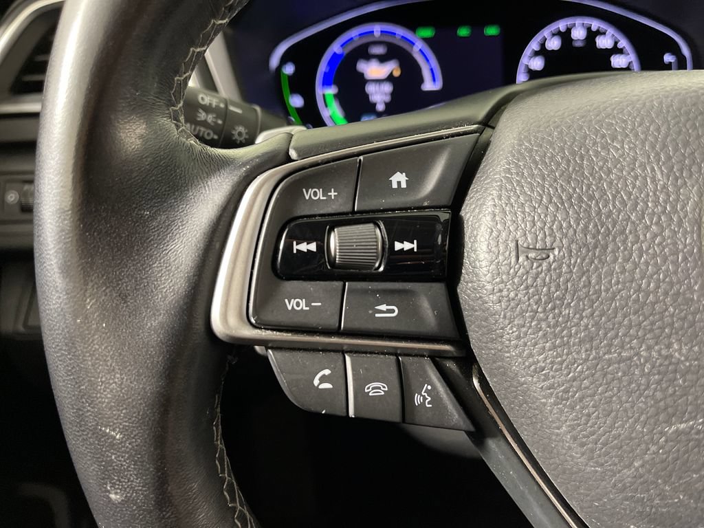 Used 2020 Honda Insight Touring image 28