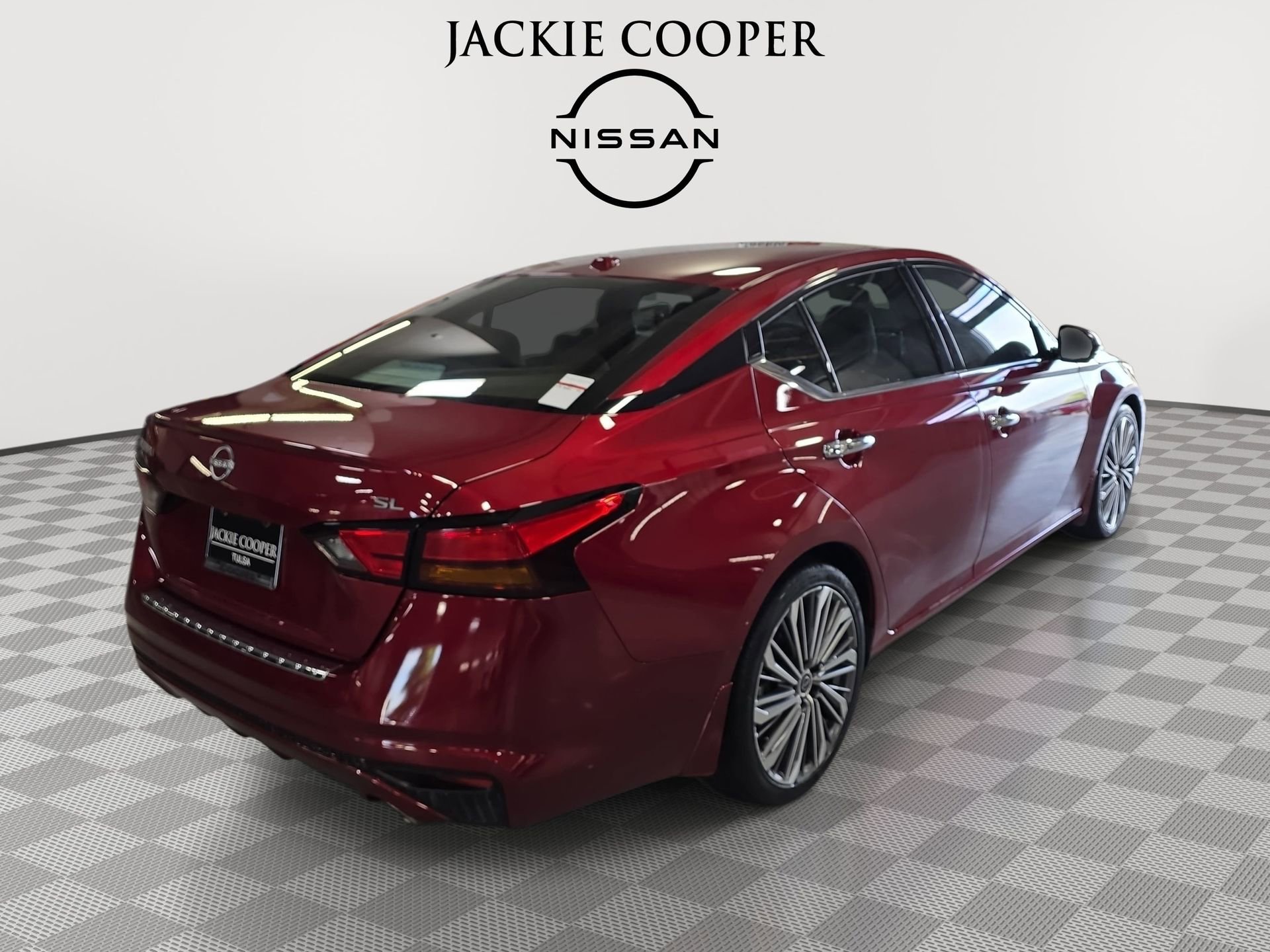 Used 2023 Nissan Altima 2.5 SL FWD image 5