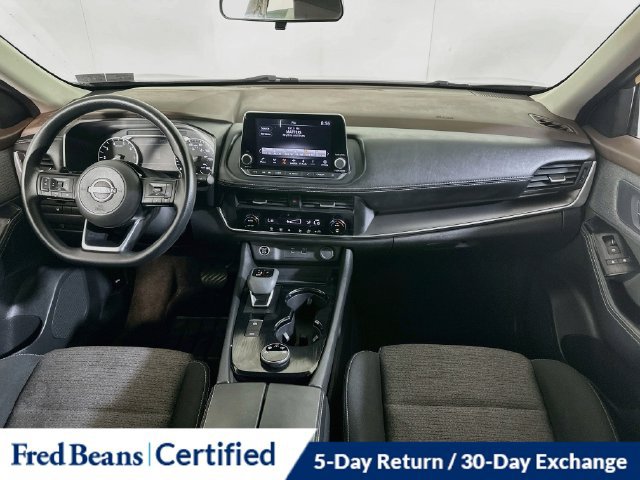 Used 2023 Nissan Rogue SV AWD/4WD image 16