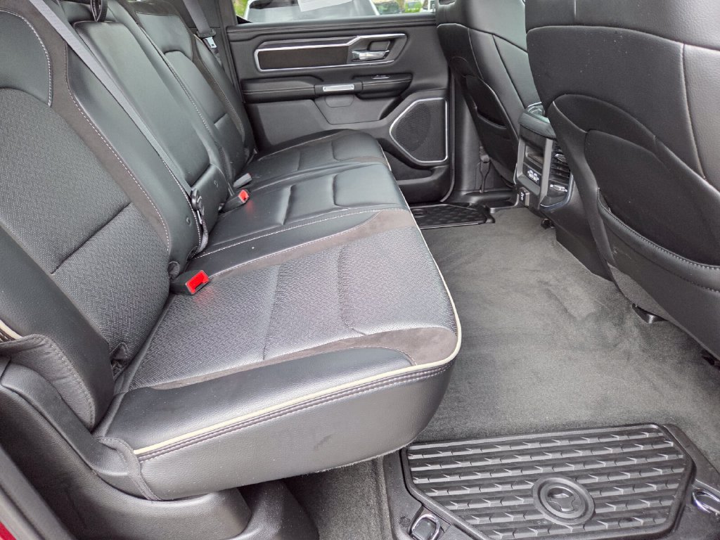 Used 2023 RAM 1500 Laramie AWD/4WD image 18