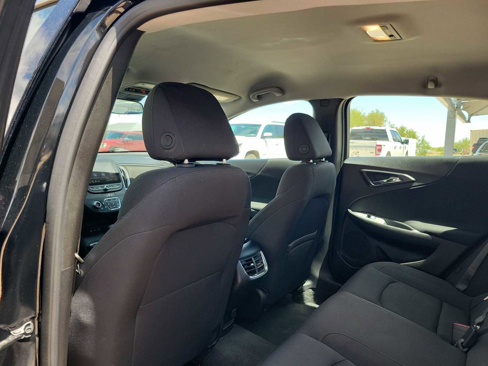 Used 2025 Chevrolet Malibu LT image 16