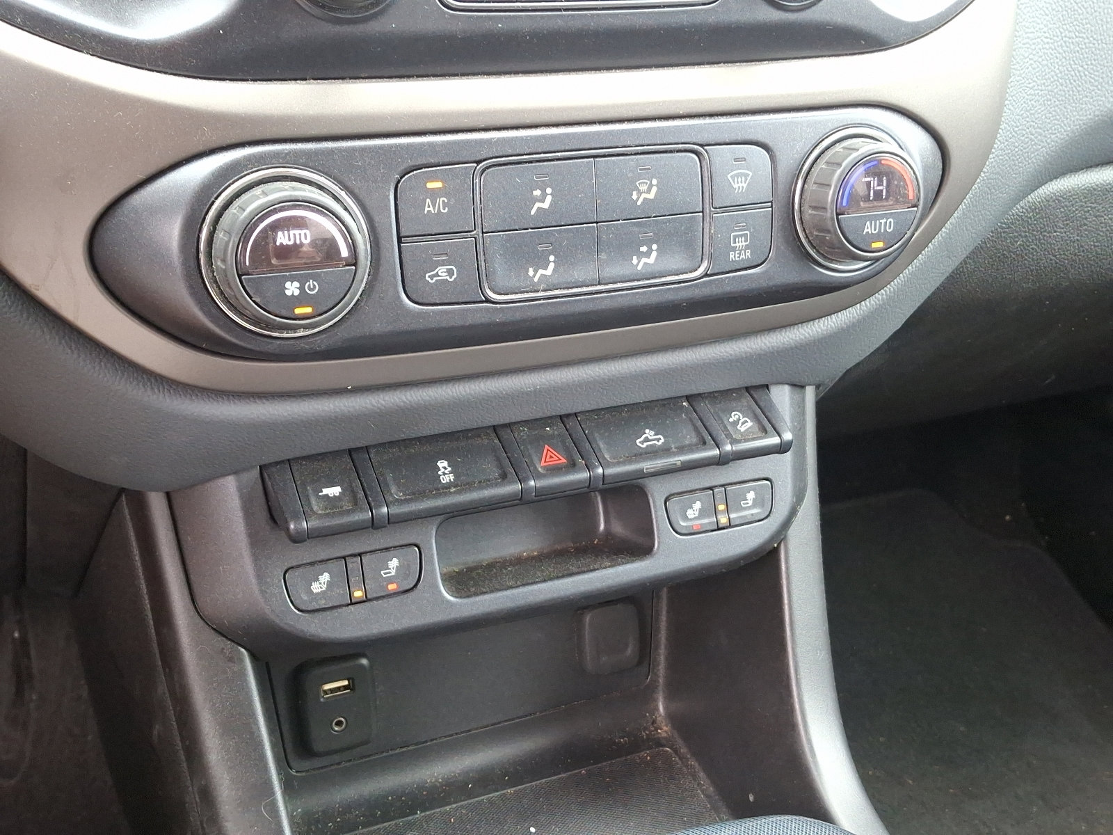 Used 2018 Chevrolet Colorado Z71 image 15