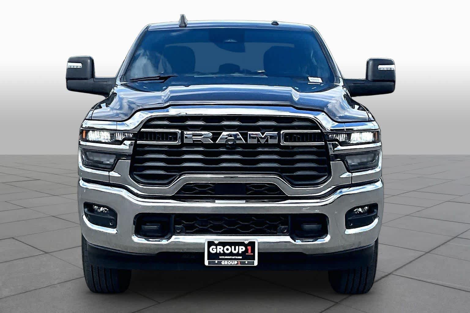 Used 2025 RAM 2500 Big Horn AWD/4WD image 3