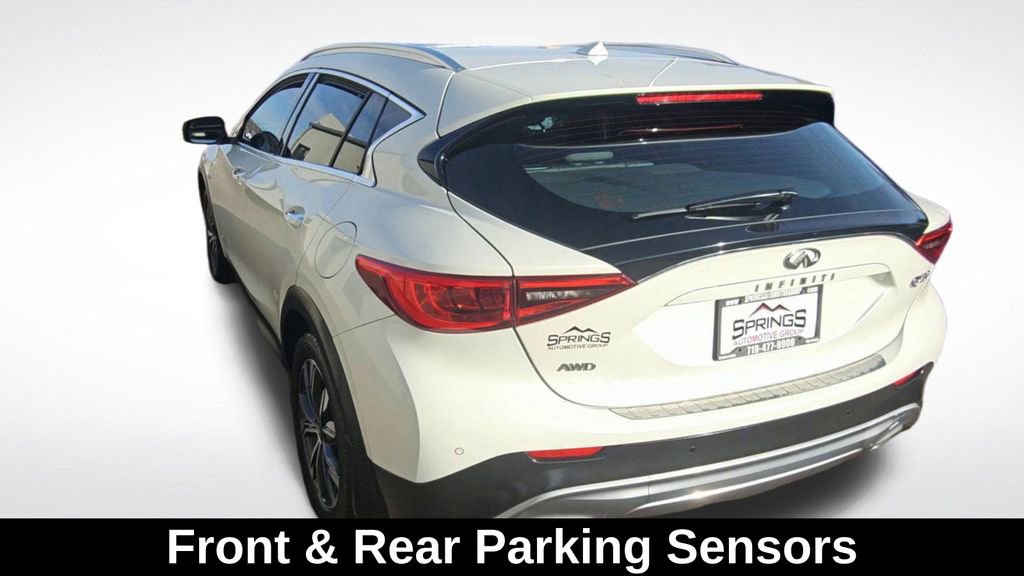 Used 2019 INFINITI QX30 Premium w/ Navigation Package image 7