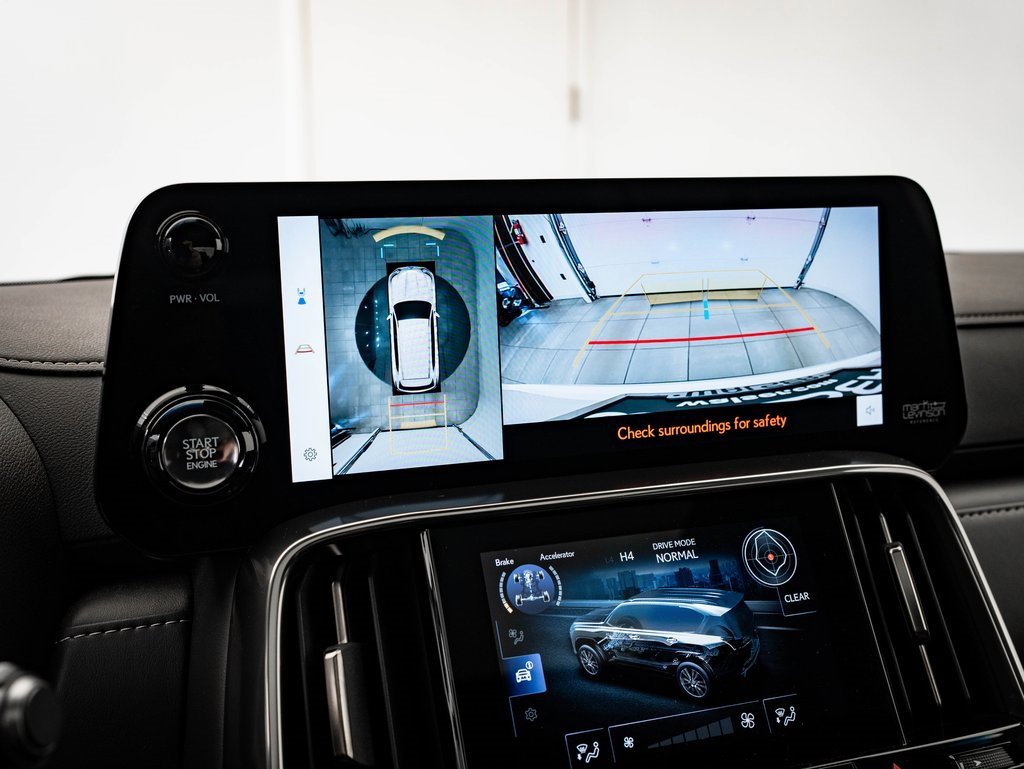 Used 2024 Lexus LX 600 4WD w/ Interior Upgrade Package image 36