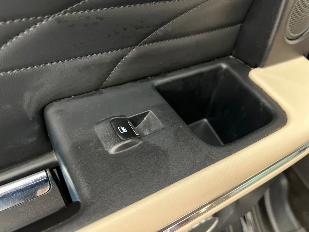 Used 2022 Ford Expedition Max Platinum AWD/4WD image 16