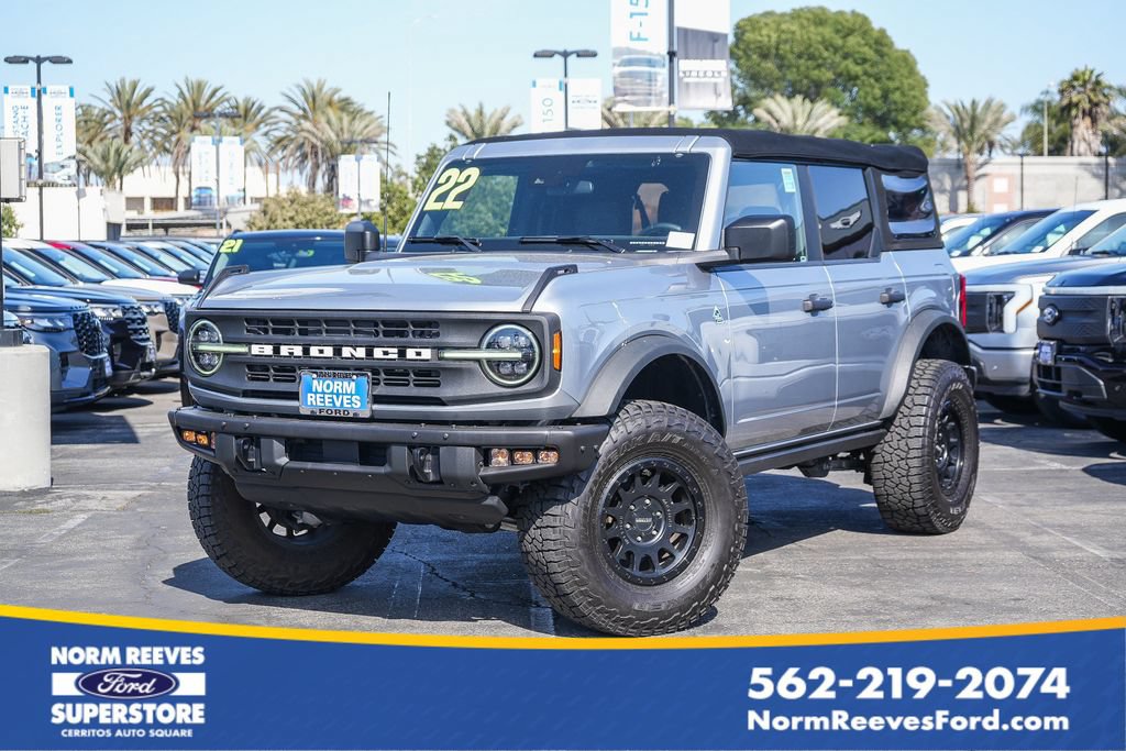 Used 2022 Ford Bronco Black Diamond AWD/4WD image 1