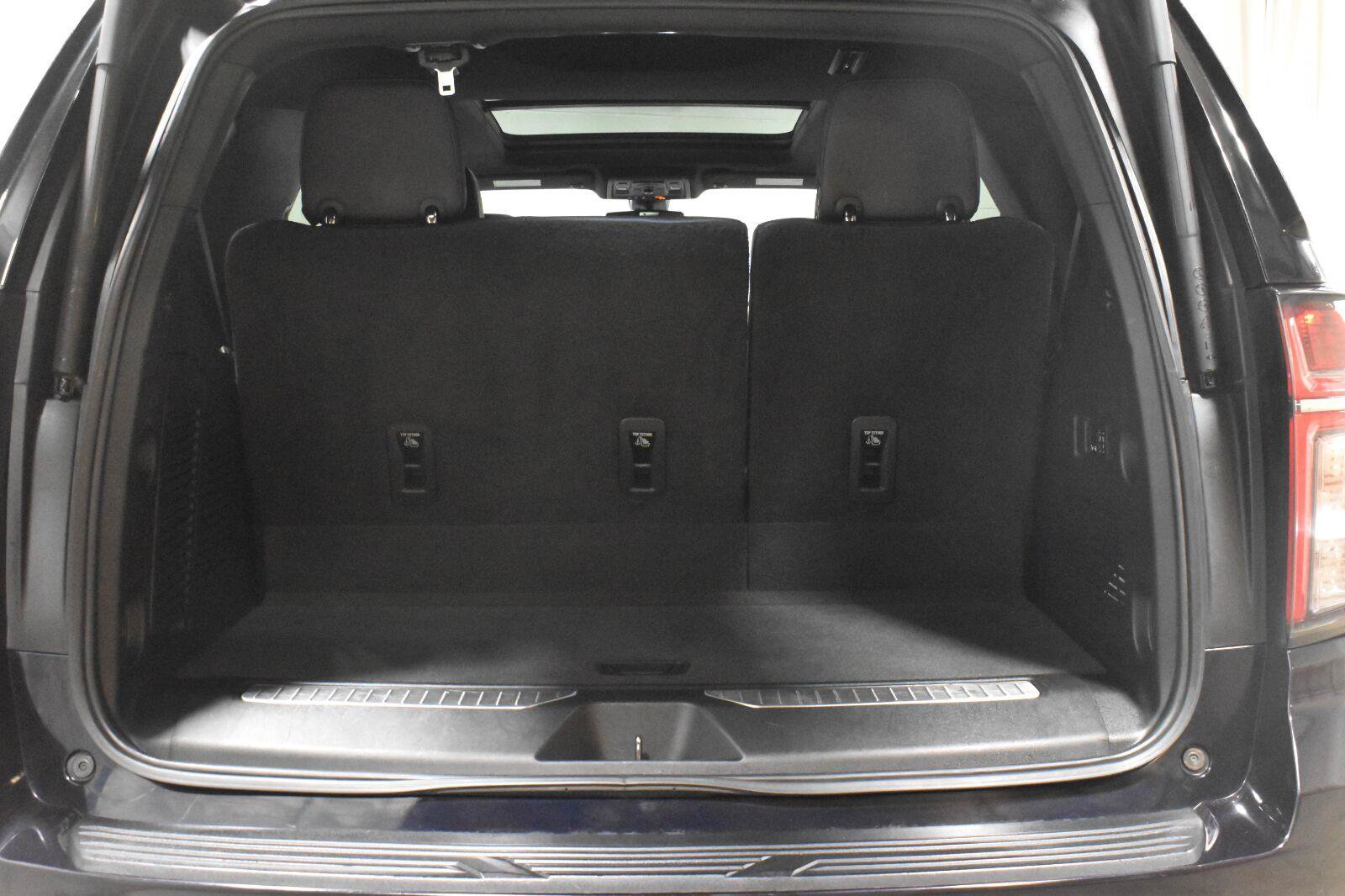 Used 2022 Chevrolet Tahoe RST w/ Luxury Package AWD/4WD image 25