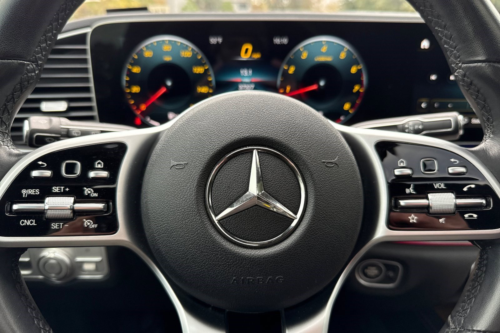 Used 2021 Mercedes-Benz GLE 350 4MATIC image 28