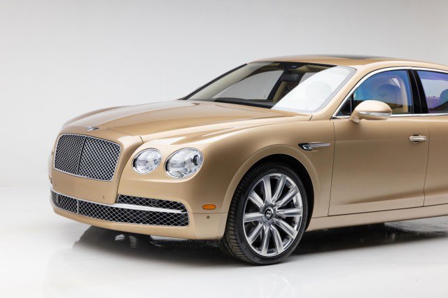 Used 2015 Bentley Flying Spur W12 image 33