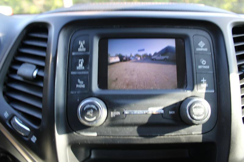Used 2017 Jeep Cherokee Sport FWD image 16