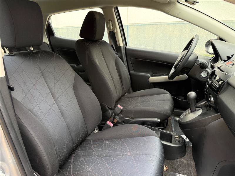 Used 2012 MAZDA MAZDA2 Sport FWD image 37