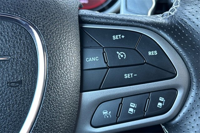 Used 2019 Dodge Challenger SRT Hellcat image 39