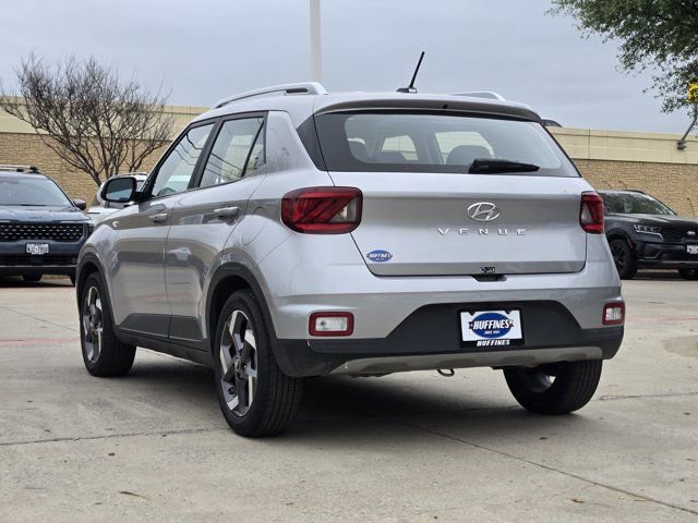 Certified 2025 Hyundai Venue SEL FWD image 6