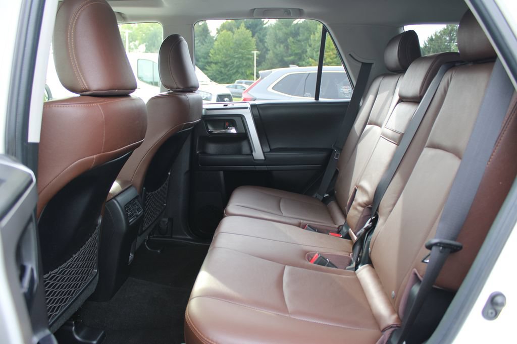 Used 2023 Toyota 4Runner Limited AWD/4WD image 12