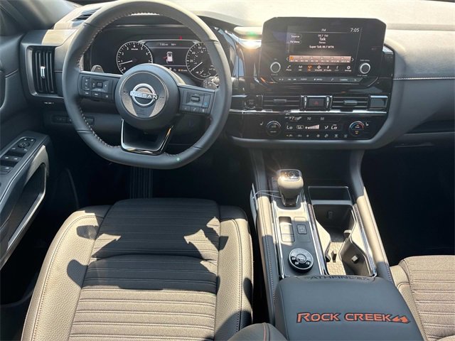 New 2025 Nissan Pathfinder Rock Creek image 17