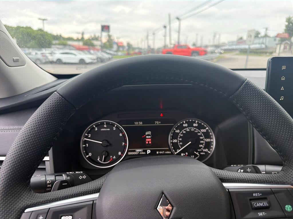 New 2026 Mitsubishi Outlander SE FWD image 18