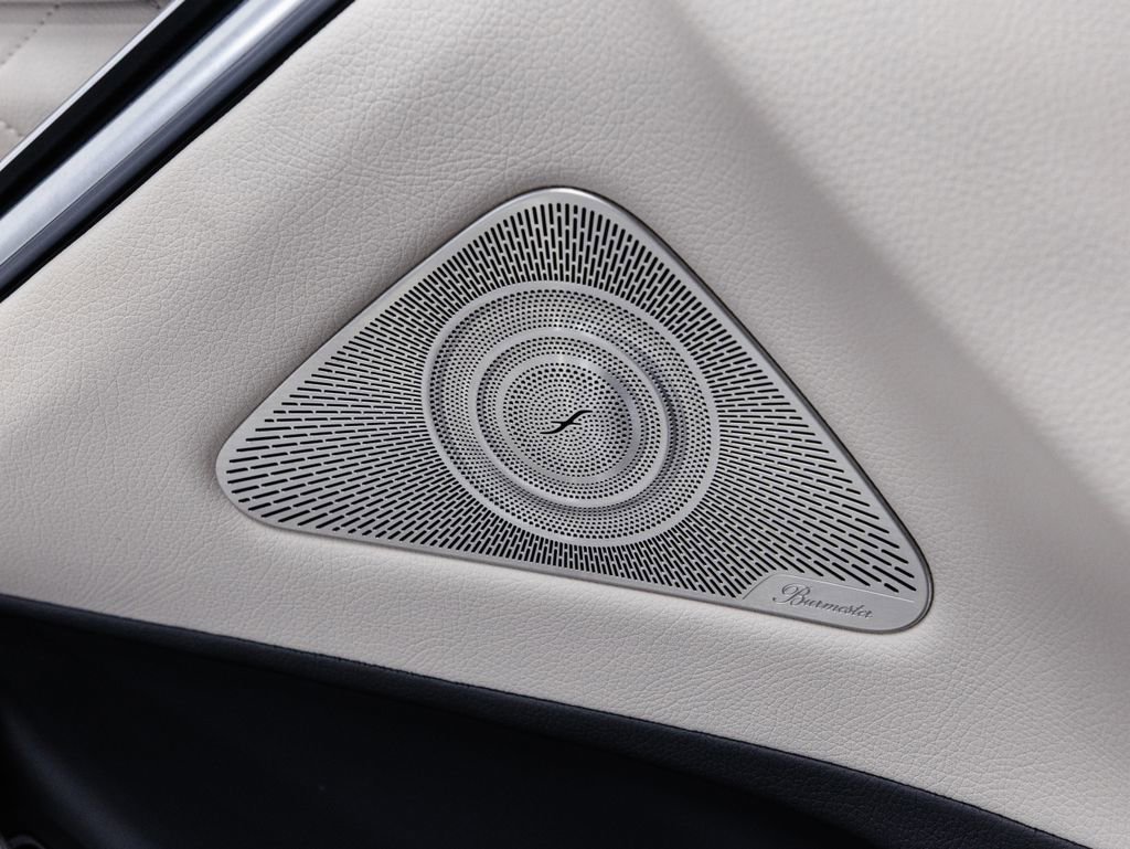Used 2025 Mercedes-Benz S 580e 4MATIC Sedan image 7