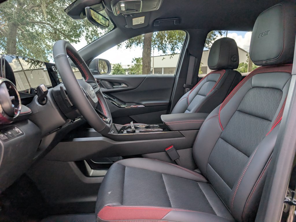 New 2027 Chevrolet Equinox RS w/ Safety and Technology Package FWD image 14