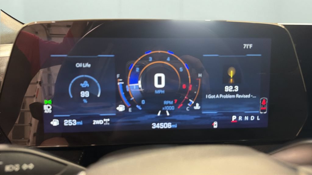 Used 2025 Chevrolet Equinox LT AWD/4WD image 13