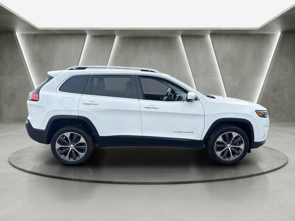 Used 2021 Jeep Cherokee Limited w/ Elite Package AWD/4WD image 8