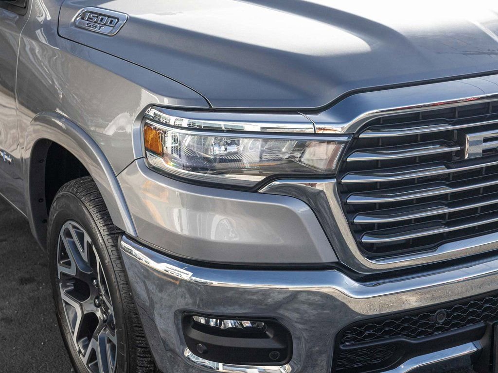 Used 2025 RAM 1500 Laramie image 34