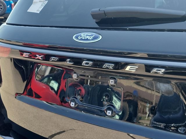 New 2026 Ford Explorer Active image 7