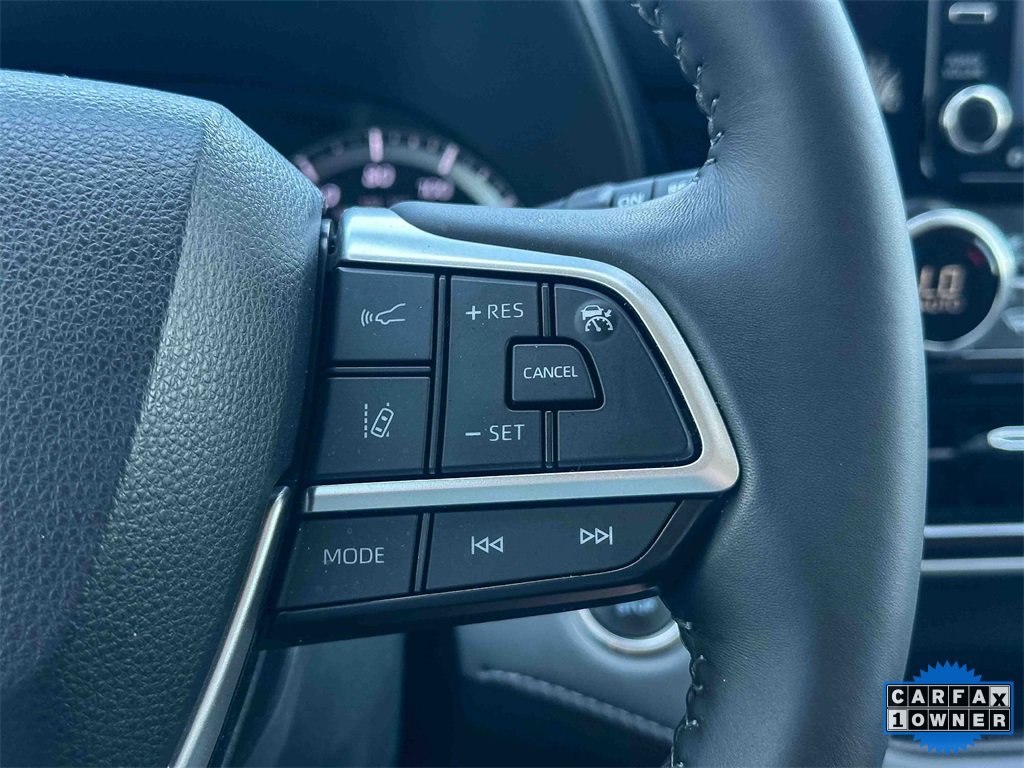 Used 2022 Toyota Highlander LE image 28