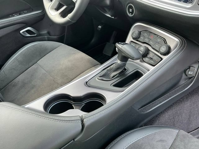 Used 2017 Dodge Challenger R/T Scat Pack RWD image 22