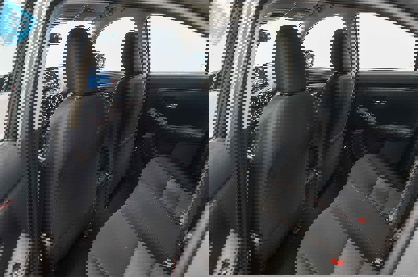 Used 2025 Nissan Sentra SR image 18