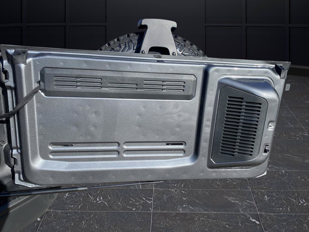 New 2026 Ford Bronco Badlands AWD/4WD image 17