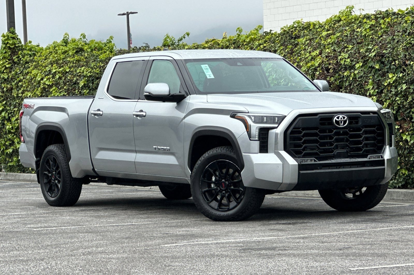 Used 2022 Toyota Tundra Limited w/ TRD Off-Road Package image 2