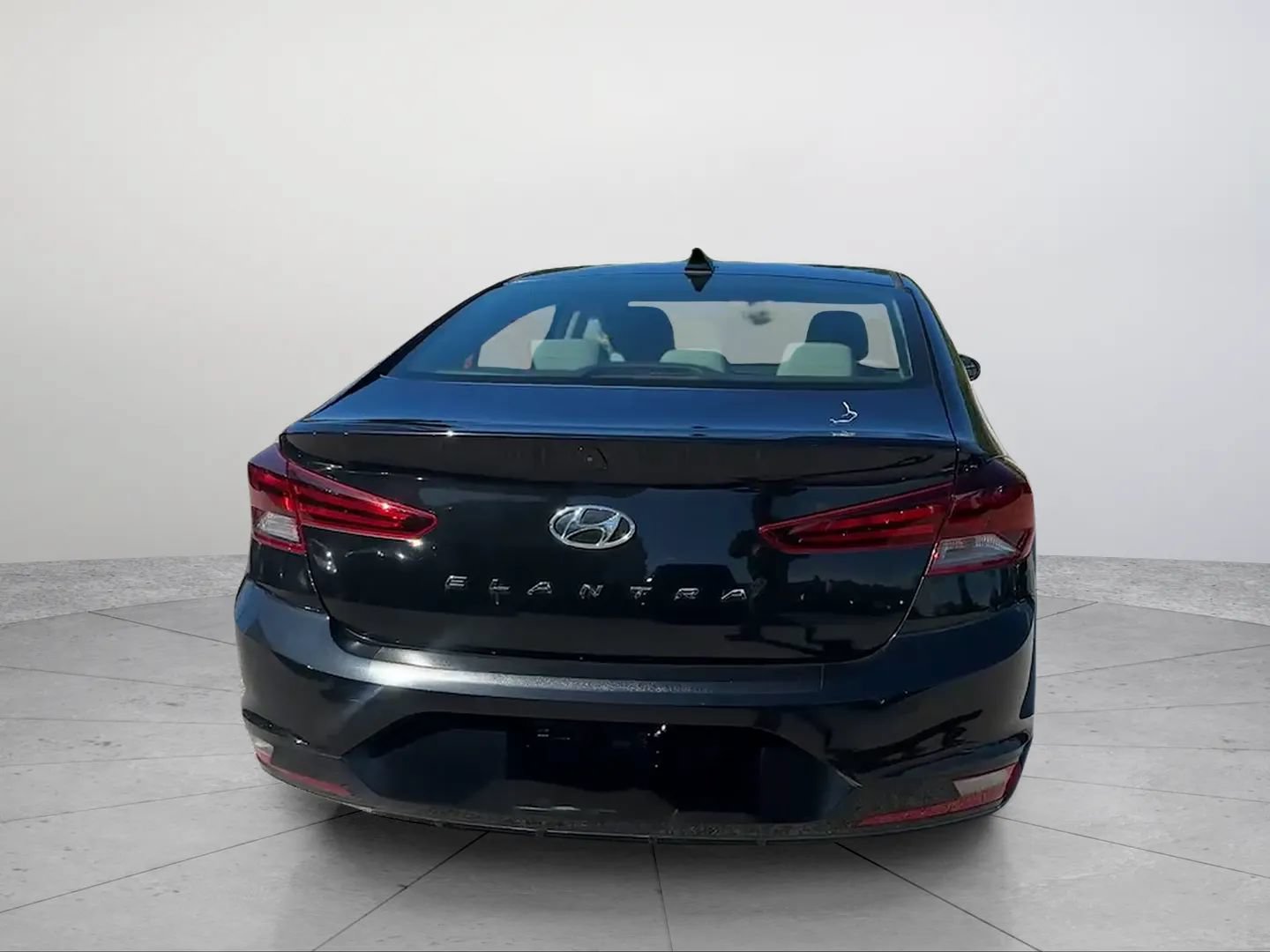 Used 2019 Hyundai Elantra Value Edition FWD image 8