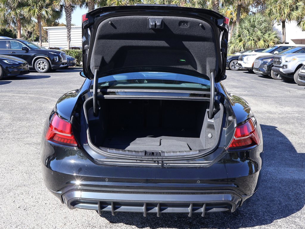 Used 2023 Audi e-tron GT Premium Plus image 19