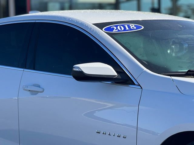 Used 2018 Chevrolet Malibu LT image 4