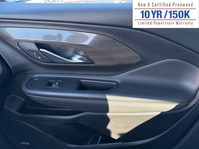 Used 2023 GMC Terrain Denali w/ Denali Premium Package image 25