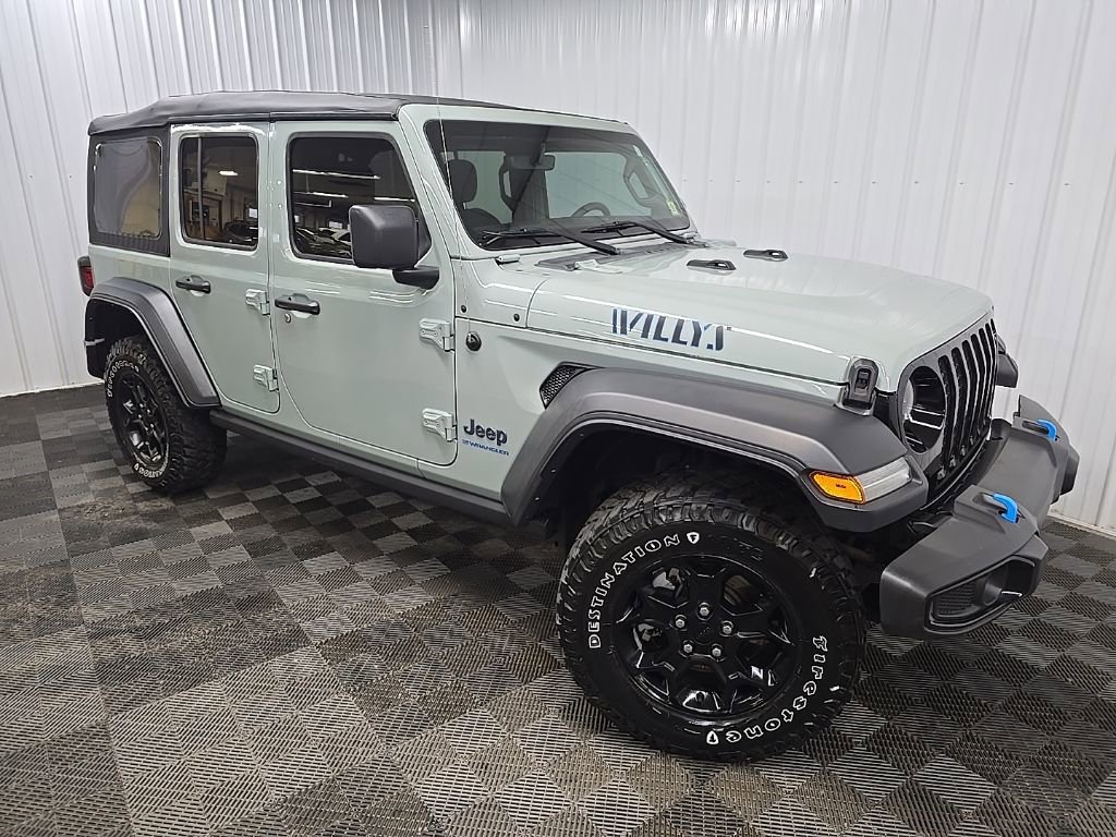 Used 2023 Jeep Wrangler Unlimited w/ 8.4" Radio Group image 7