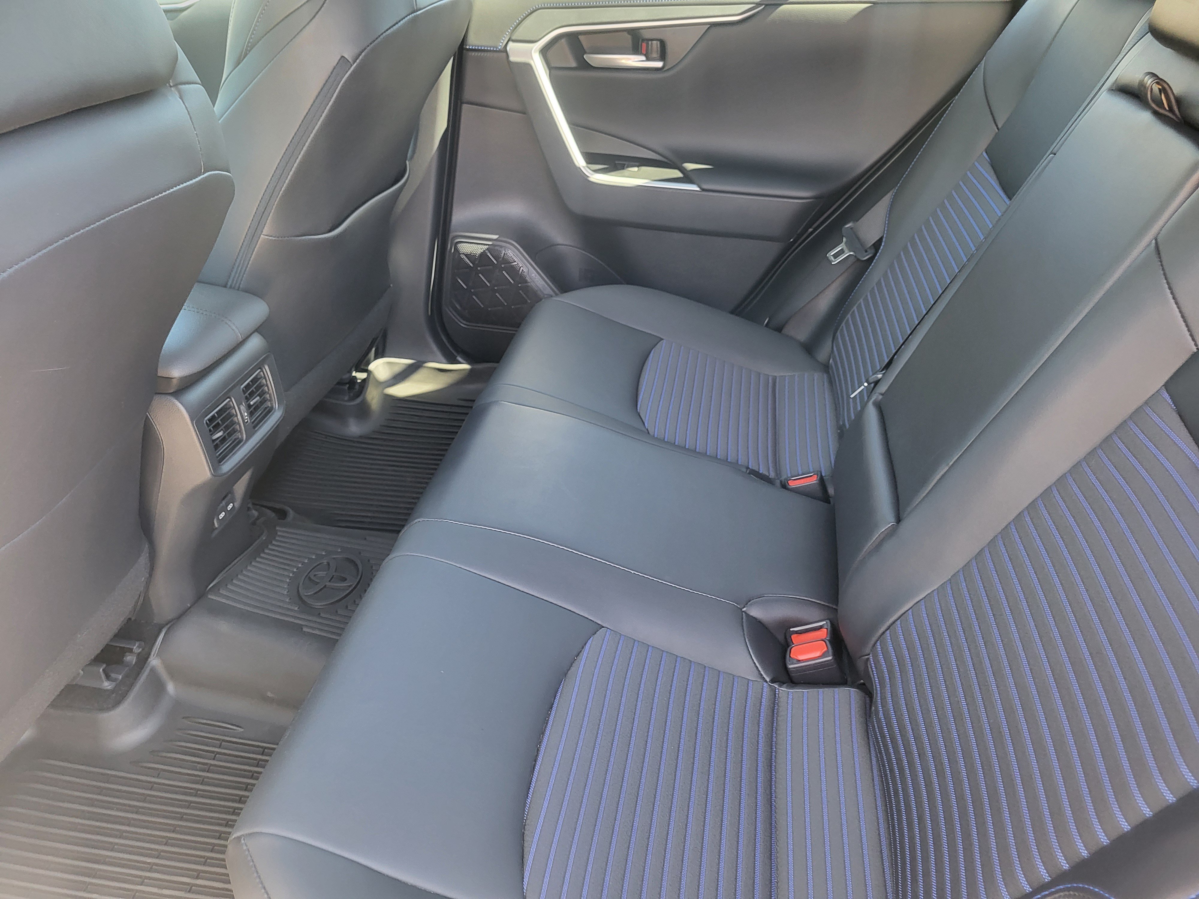 Certified 2023 Toyota RAV4 XSE AWD/4WD image 23