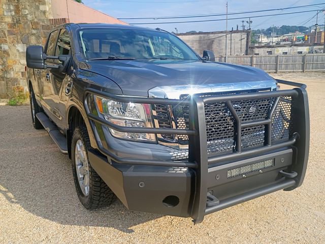 Used 2016 Nissan Titan SV AWD/4WD image 2