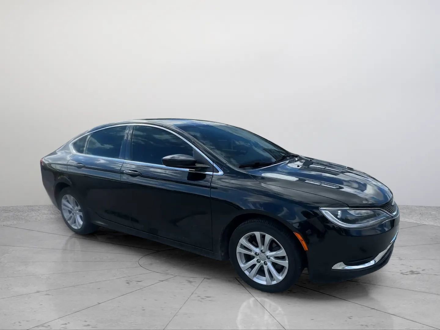 Used 2015 Chrysler 200 Limited w/ Convenience Group FWD image 7