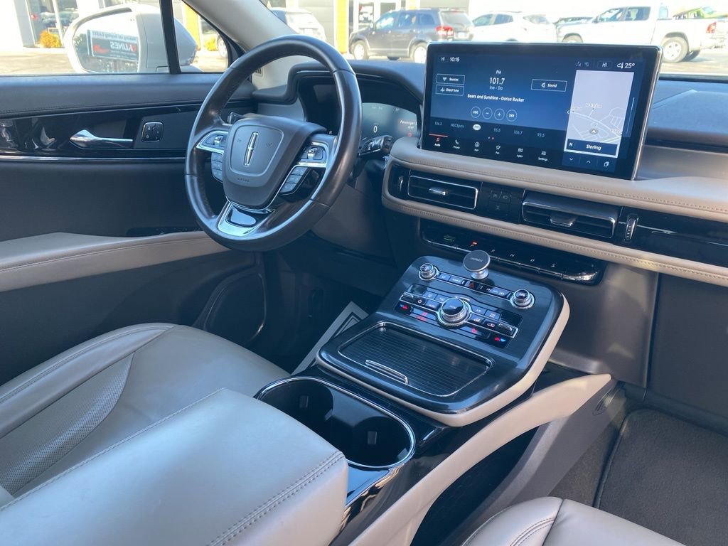 Used 2021 Lincoln Nautilus FWD w/ Equipment Group 101A image 5