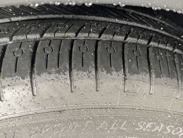 Used 2018 Maserati Levante AWD/4WD image 9